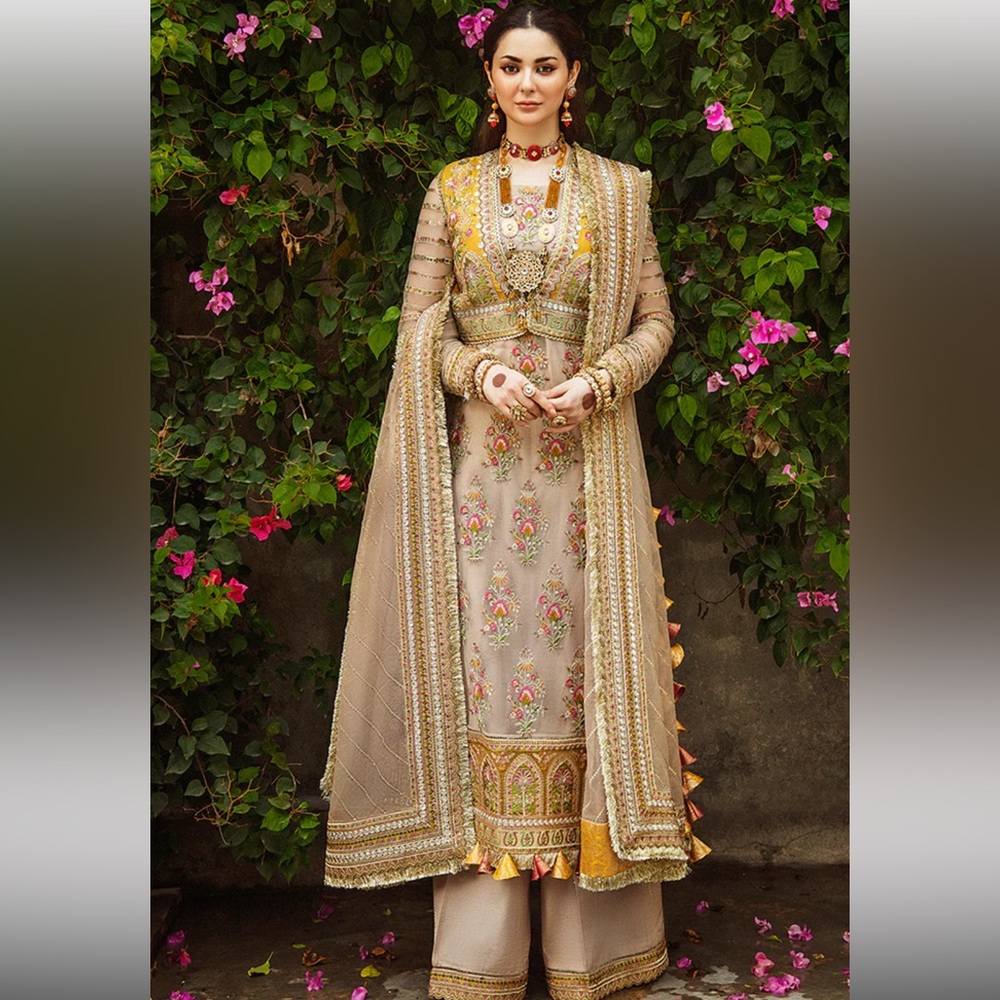 Gorgeous mayoon/mehndi dress afrozeh designer. Brand new